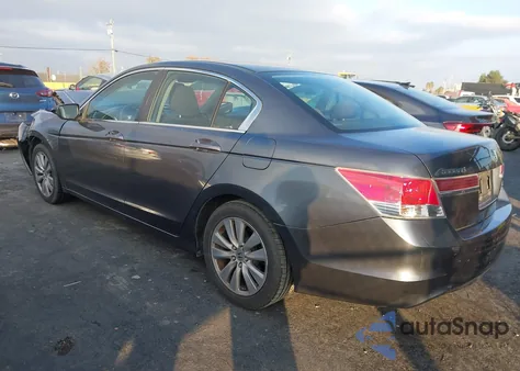 2012 Honda Accord 2.4 Ex z USA, uszkodzony, nr VIN 1HGCP2F77CA220888